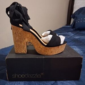 Shoe Dazzle Black Platform Heels